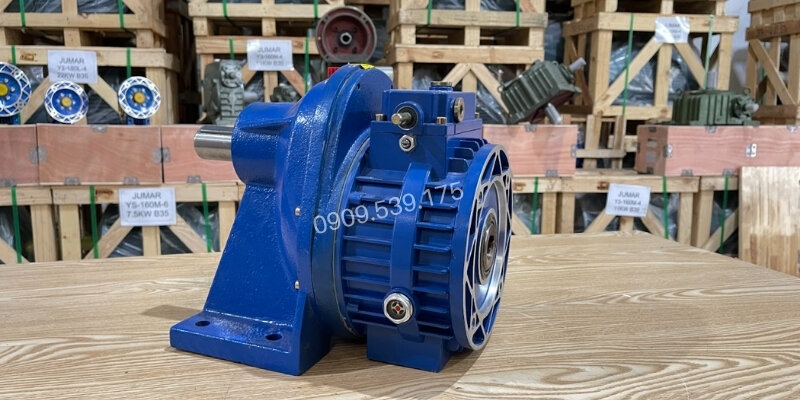 Các bánh răng trong hộp giảm tốc đồng trục có thể tạo ra tiếng ồn khi ở tốc độ cao
