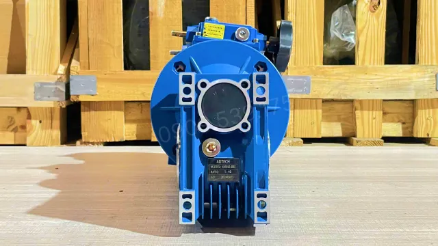 Hộp giảm tốc 3 cấp (2 UDL 0.37kW và 1 NMRV 50) - Ảnh 4